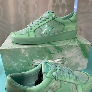 RARE!!! Vintage Havana MINT GREEN shoe